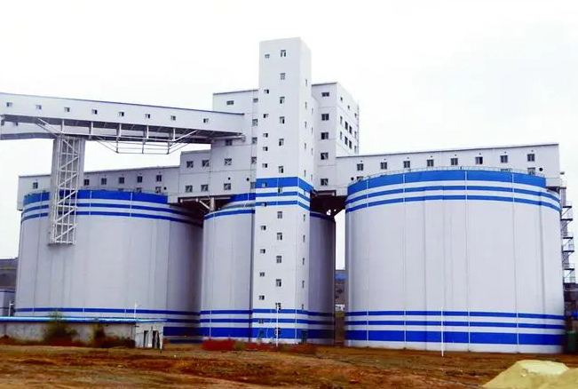 萬向法蘭原煤倉雷達式連續料位計