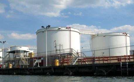 石油化工罐防爆式雷達(dá)液位計(jì)測(cè)量